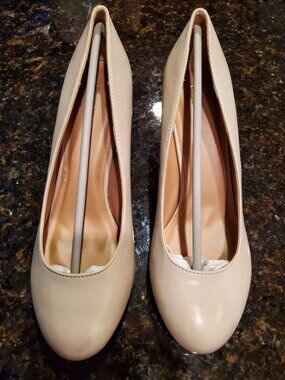 Brinley Co. PU Leather Pumps 3 inch Heels Size 10 NUDE